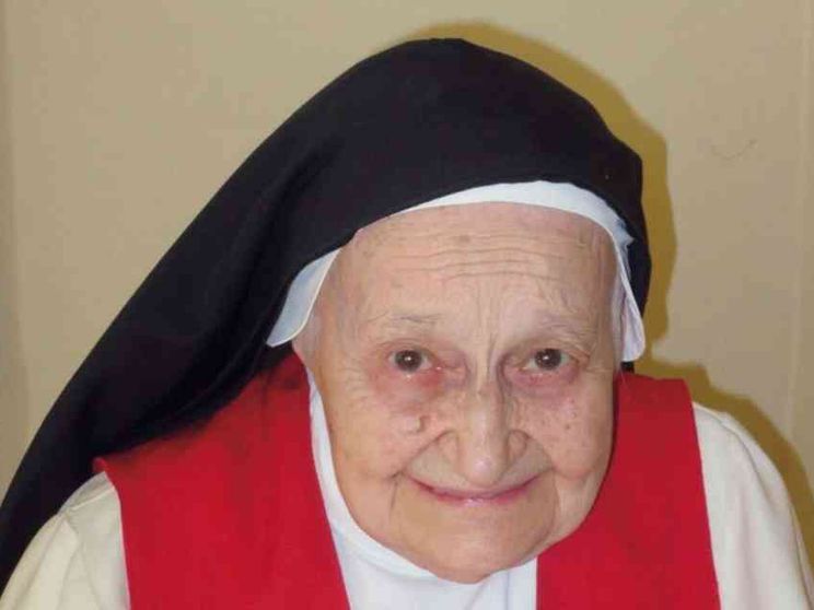 Suor Anna Maria ha compiuto 102 anni