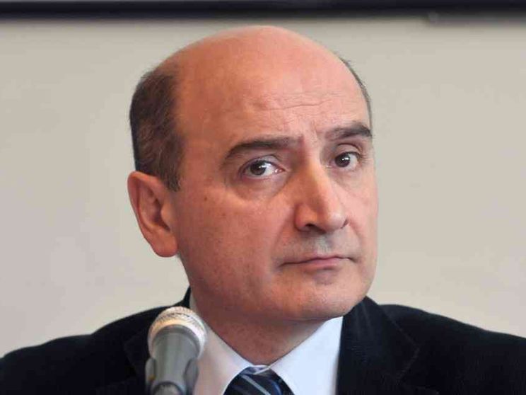 L'italia schieri con le vittime i suoi "corpi civili di pace"