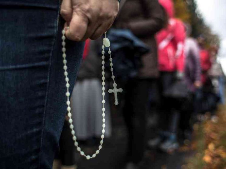 I vescovi della Puglia: da aprile riprendono feste e processioni religiose