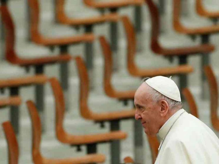 Francesco: questa guerra è vergognosa per tutta l'umanità