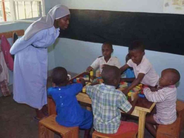 Dalla Cei oltre 8 milioni per progetti educativi e sanitari