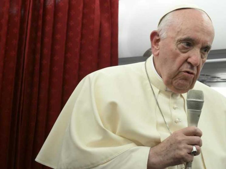 Papa Francesco di ritorno da Malta: il viaggio in Ucraina? Sono disponibile