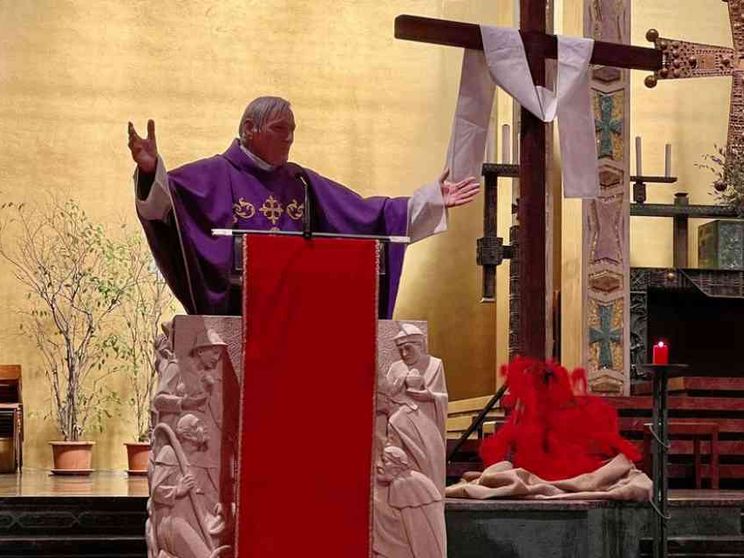 Don Ciotti: Avvenire con lo sguardo sul presente e profeta sul futuro