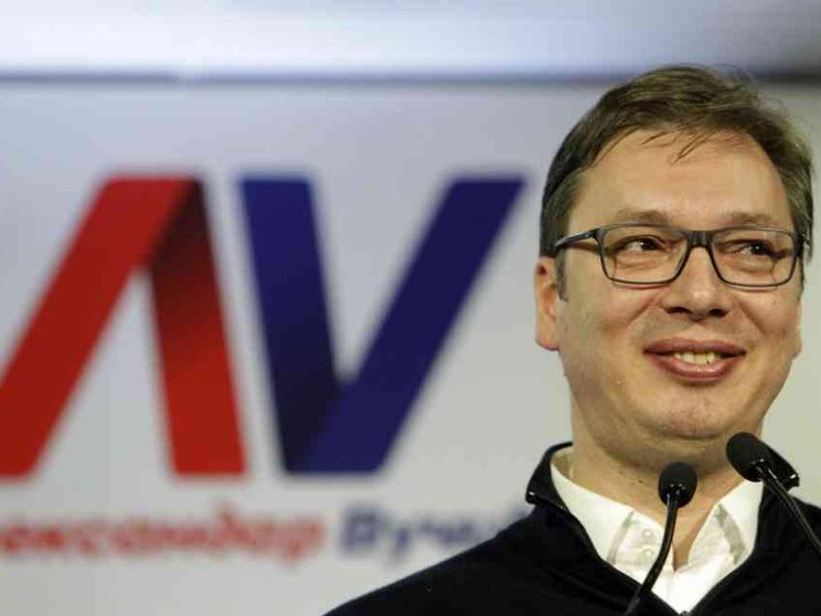 La Cina invia missili alla Serbia