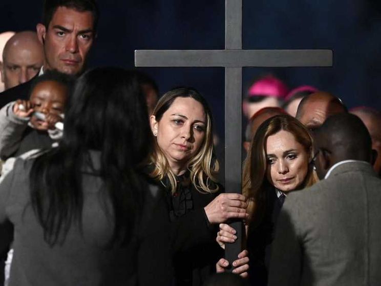 Ucraina e Russia insieme alla Via Crucis: la preghiera silenziosa per la pace