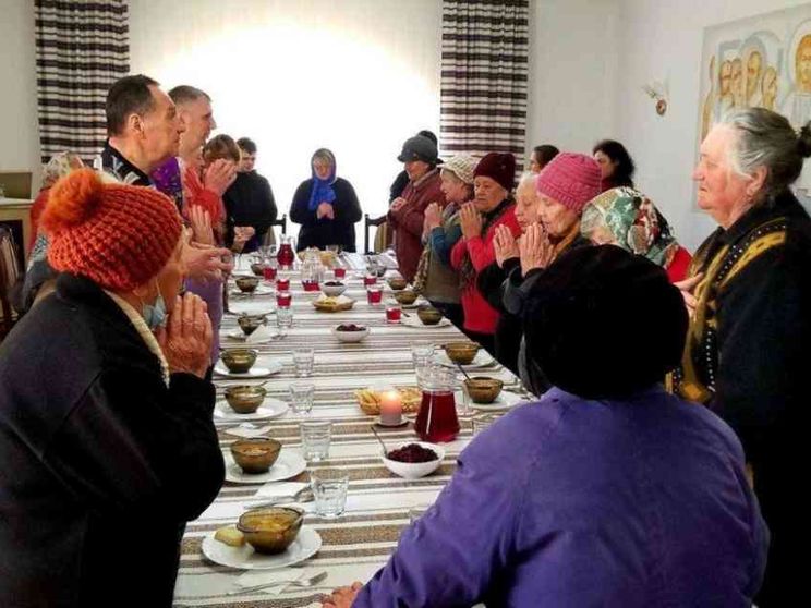 Ignatij, il parroco della città occupata: «Non potevo lasciarli soli a Kherson»