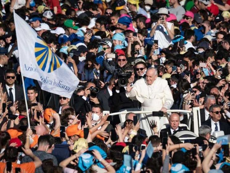 Il Papa agli adolescenti: «Voi avete il fiuto della verità, non perdetelo»