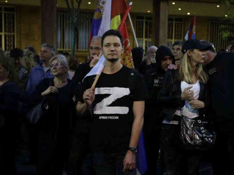 Tornano le delazioni stile Urss: non basta dire sì a Putin, serve "entusiasmo"