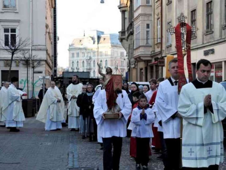«Putin non rispetta neppure la nostra Pasqua di dolore»