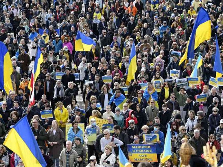 Sul coraggioso stretto sentiero