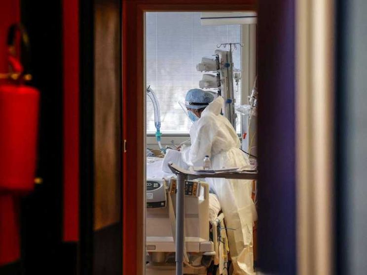Covid: anziani e fragili abbandonati, le verità scomode sulla Svezia