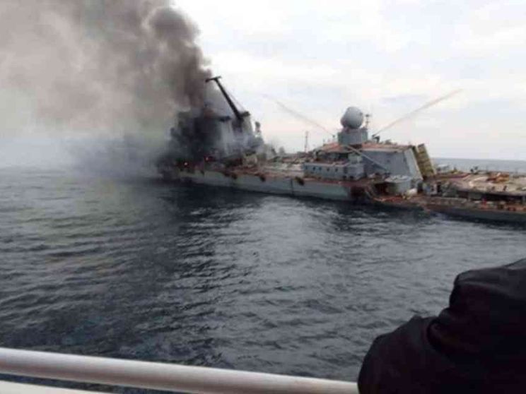 Le madri del Moskva: «Ci ignorano». La cyber-rivolta dei parenti dei marinai