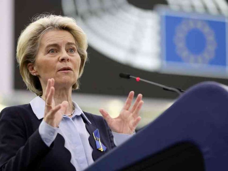 Le nuove regole Ue per proteggere gli utenti online