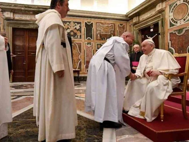 Il Papa: ancora oggi troppa schiavitù e libertà religiosa calpestata