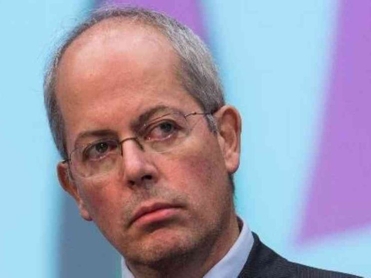 Dire no alla surrogata: umanità, non calcoli