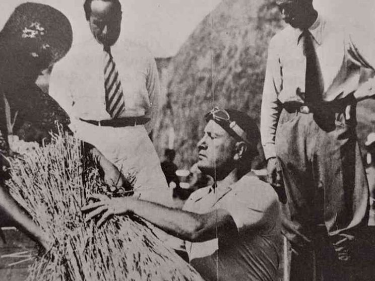 Il pollice del Duce era verde elettrico: la politica ambientale del Fascismo