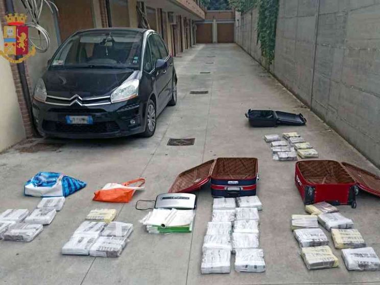 L'arte al servizio dei narcotrafficanti, per riciclare il denaro della cocaina