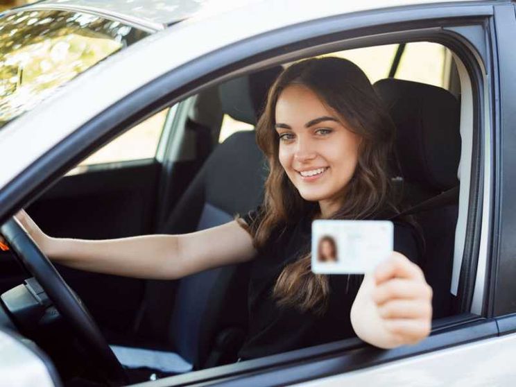 Neopatentati tartassati: ecco come risparmiare sull'RC auto