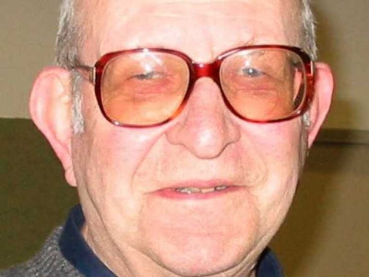 Don Alfons, 57 anni parroco (bilingue) nello stesso paese