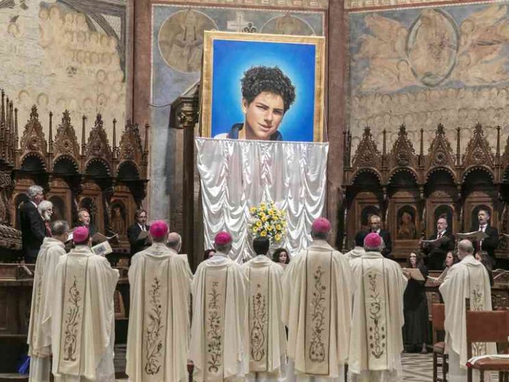 Il corpo del Beato Acutis esposto in modo permanente