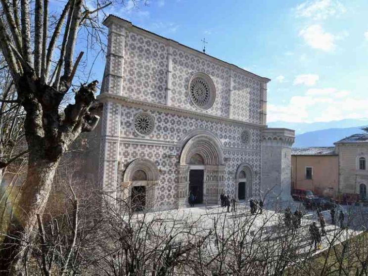 Perdonanza celestiniana, sarà papa Francesco ad aprire la Porta Santa