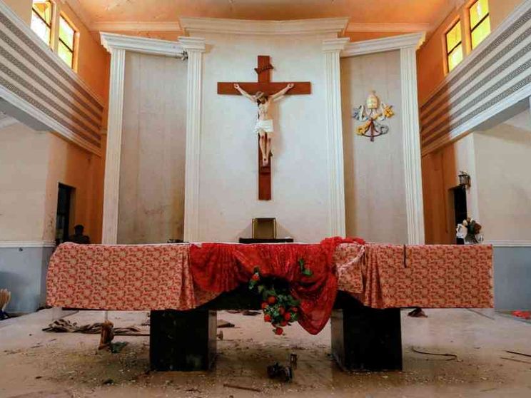 La strage in chiesa: Nigeria, il gigante di 250 etnie e la lotta per la terra