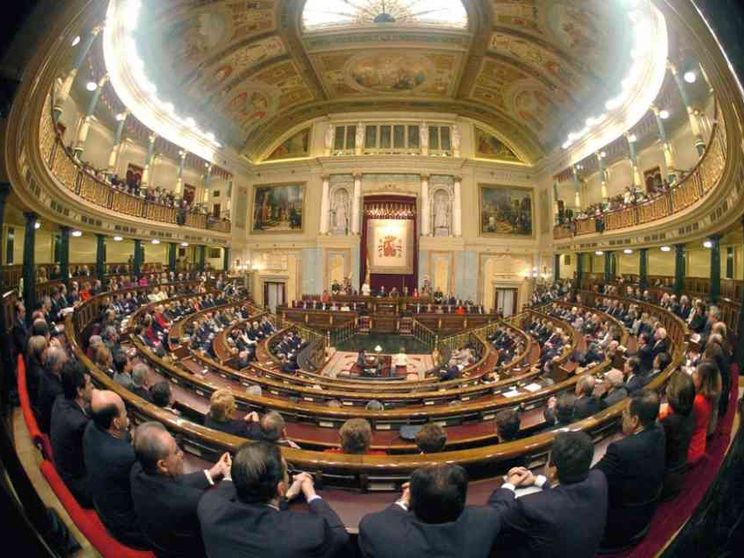 In Spagna primo passo in Parlamento per abolire la prostituzione