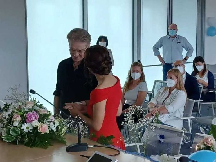 Vita da manager, l’infarto che ribalta tutto, le nozze in ospedale...