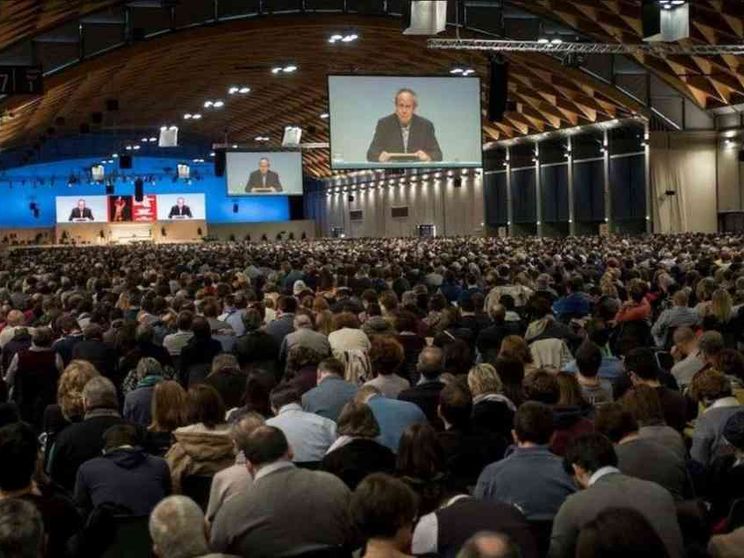 Farrell a Cl: «Il carisma non si trasmette per successione personale»