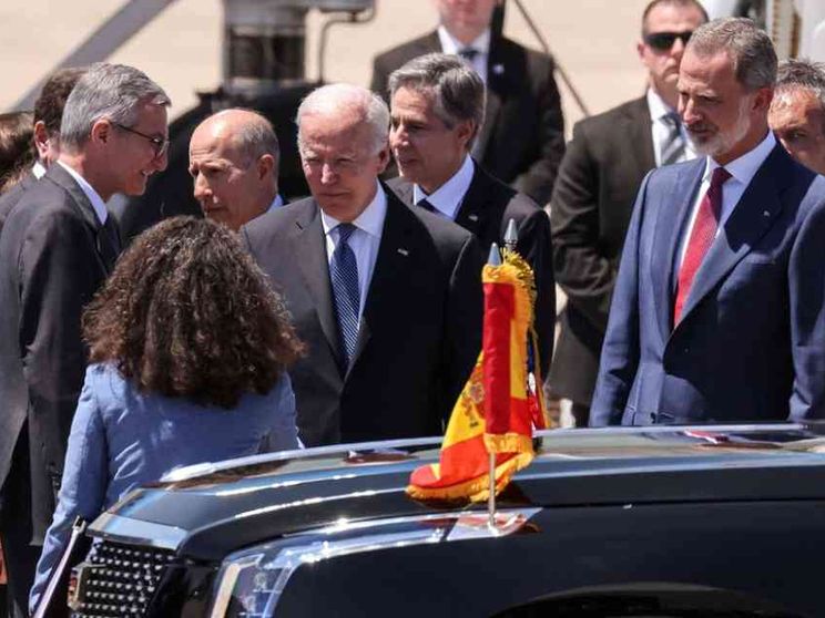 Erdogan condiziona il vertice Nato: via libera a Svezia e Finlandia