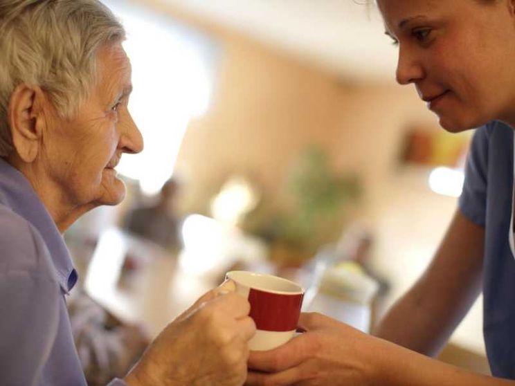 Caregiver in casa, per l’Alzheimer è decisivo «Star-Ci»