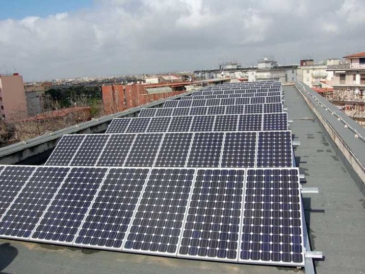 Comunità energetiche ancora al palo: le associazioni scrivono al governo