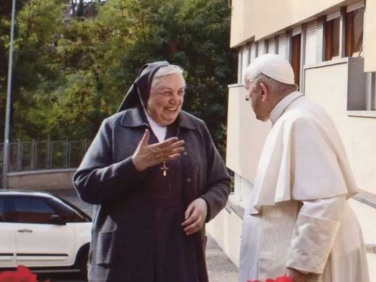 Suor Reungoat: «Io, nel Dicastero dei vescovi con impegno e responsabilità»