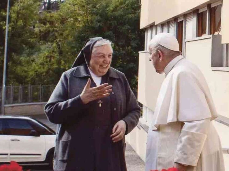 Suor Reungoat: «Io, nel Dicastero dei vescovi con impegno e responsabilità»