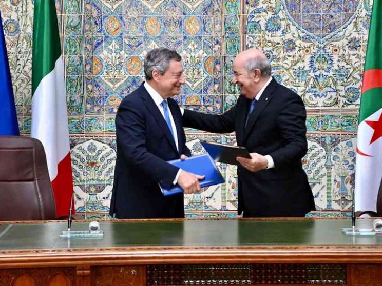 Gas dall'Algeria, ma per il futuro bisogna investire nelle rinnovabili