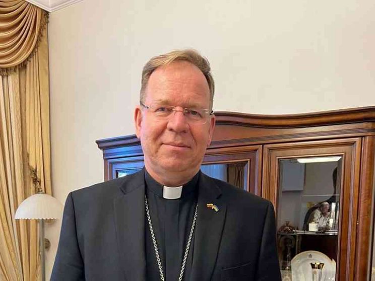 Grušas: «Non basta dire no alla guerra, si deve lavorare per la pace»