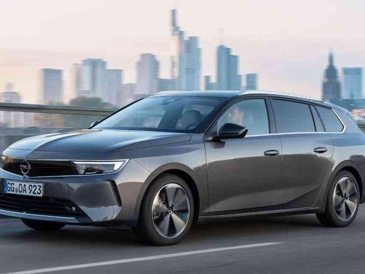 Opel Astra Sport Tourer, il dinamismo incontra la praticità
