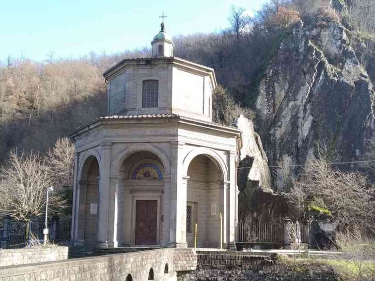 La Madonna del Ponte, patrona della pallacanestro