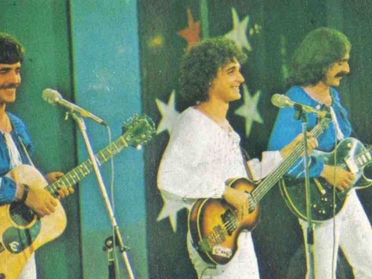 Collage, i ragazzi nel sole che risplendono ancora