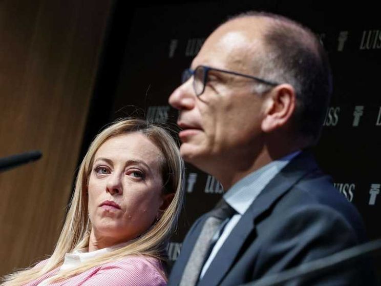 Meloni rassicura sul fascismo. Letta: tolga la fiamma del Msi dal simbolo