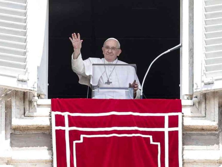 Il Papa: “La Madonna doni al mondo la pace”
