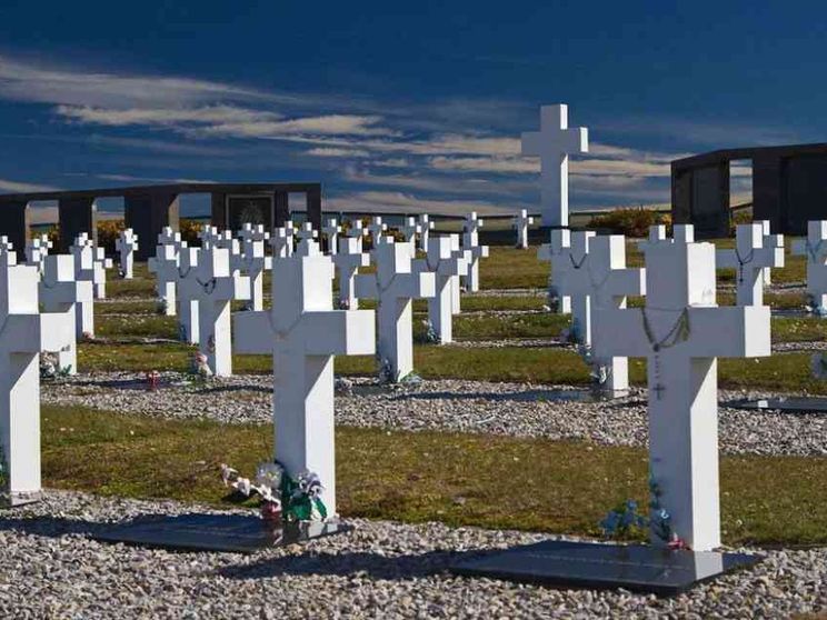 Falkland/Malvinas. Le isole di una guerra inutile