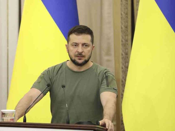 Le strane «purghe» del presidente ucraino Zelensky