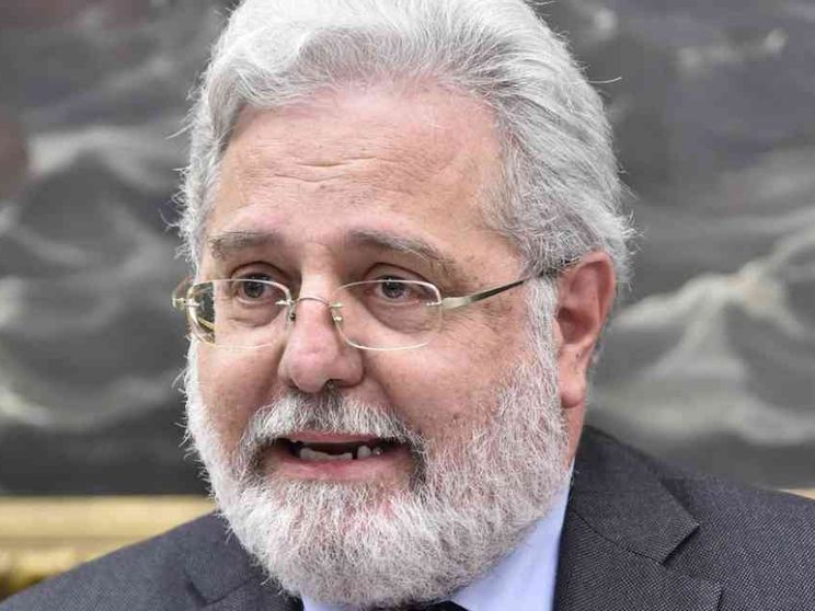 Per la pace torni un'iniziativa (e i partiti dicano la loro)