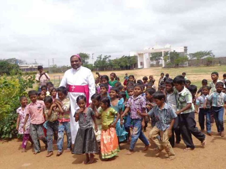 Antony Poola: la mia porpora speranza per i poveri dell’India