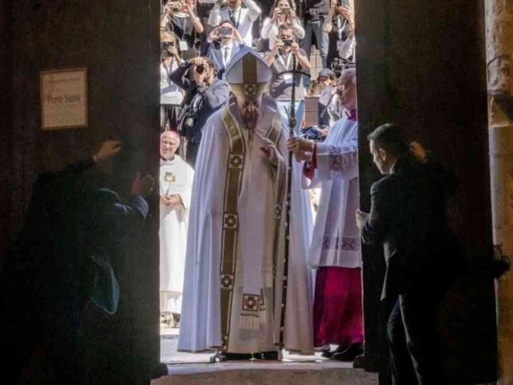 La Perdonanza diventa lunga un anno. Lo speciale dono del Papa