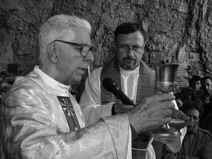 Don Nicolini, la vita con i rom