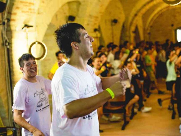 Tutti santi: il raduno-community dei giovani invitati da don Ravagnani