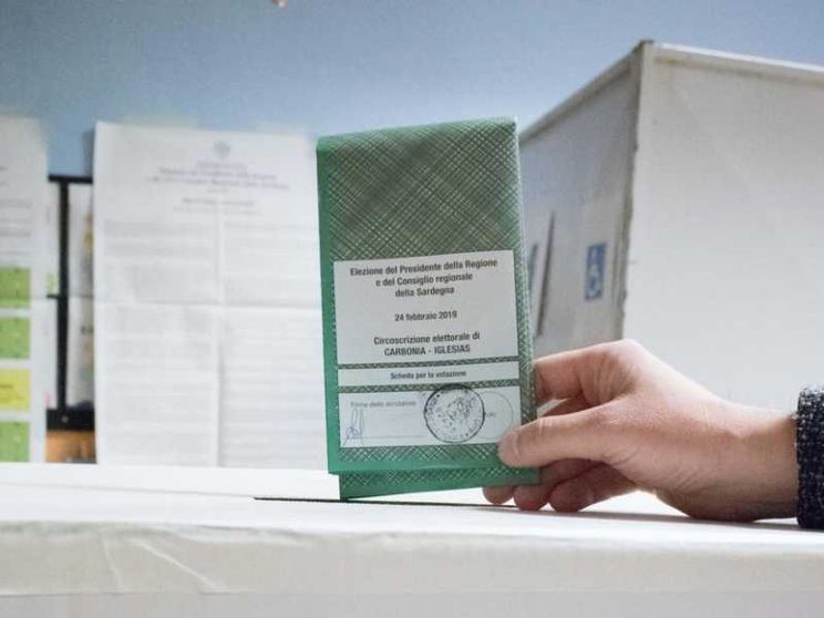 Cattolici, in cinquanta chiamano al voto per pace e giustizia