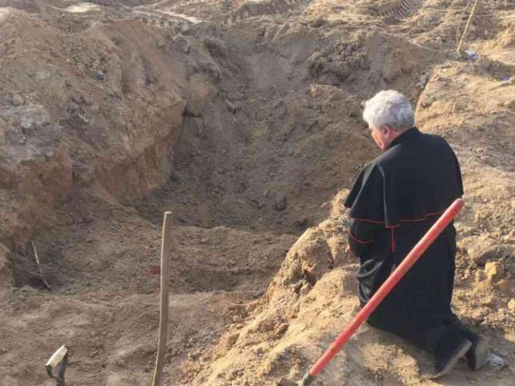 Il cardinale Krajewski inizia da Odessa il suo viaggio di vicinanza